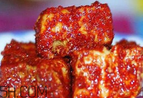 霉豆腐長(zhǎng)白毛可以吃嗎 霉豆腐為什么長(zhǎng)白毛 霉豆腐長(zhǎng)白毛可以吃嗎 霉豆腐為什么長(zhǎng)白毛