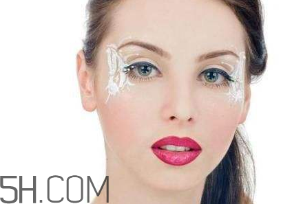 怎么卸妝才干凈？洗面奶卸妝的壞處