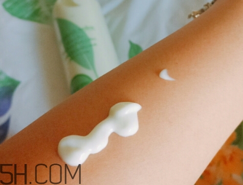 雅頓身體乳怎么打開？雅頓身體乳怎么用？