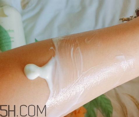 雅頓身體乳怎么打開？雅頓身體乳怎么用？