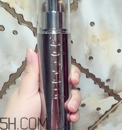 雅頓橘燦精華適合什么年齡？