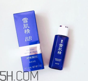 雪肌精化妝水適合干皮嗎？適合痘肌嗎？