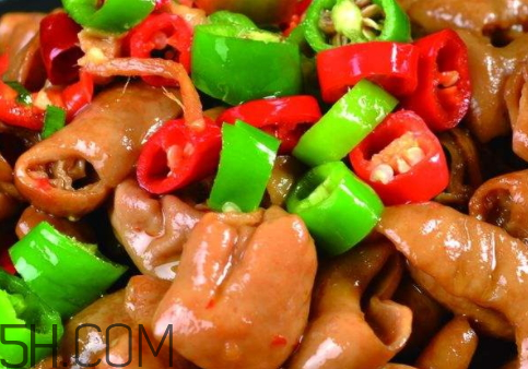 豬大腸不能和什么一起吃 豬大腸與什么食物相克 豬大腸不能和什么一起吃 豬大腸與什么食物相克