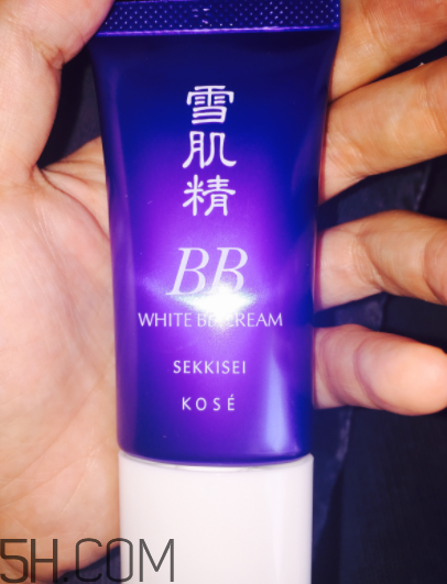 雪肌精美白BB霜含酒精嗎？敏感皮能用嗎？