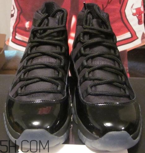 air jordan 11 blackout發(fā)售時間_多少錢？