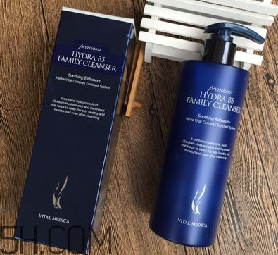 ahc卸妝乳好用嗎？ahc卸妝乳適合什么膚質(zhì)？