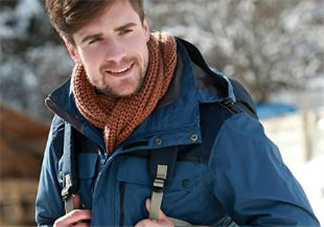 探路者沖鋒衣多少錢？探路者沖鋒衣正品價格