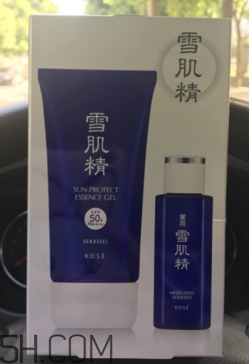 雪肌精防曬啫喱是化學防曬嗎？有刺激嗎？