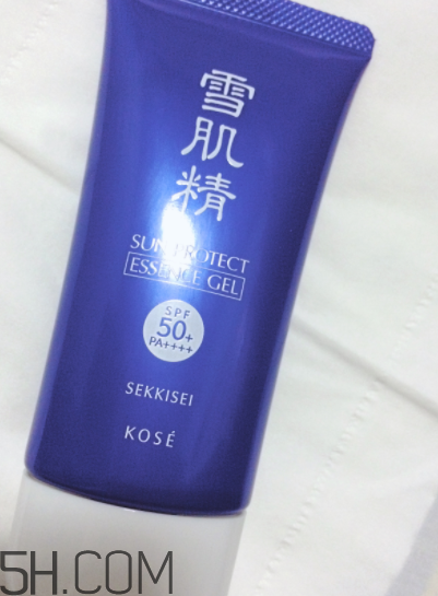 雪肌精防曬啫喱是化學防曬嗎？有刺激嗎？