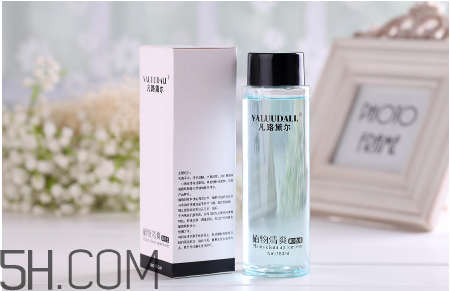 化妝棉卸妝時候要打濕嗎？使用化妝棉卸妝要注意什么？