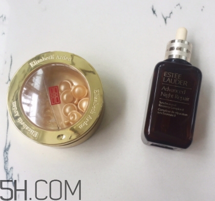 雅頓膠囊和小棕瓶膠囊哪個好？雅頓金膠和小棕瓶對比