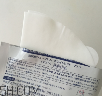 雪肌精純怡美白面膜薄不??？是蠶絲面膜嗎？