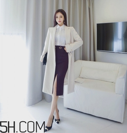 最有氣質(zhì)的白色大衣搭配圖片 最有氣質(zhì)的白色大衣搭配圖片