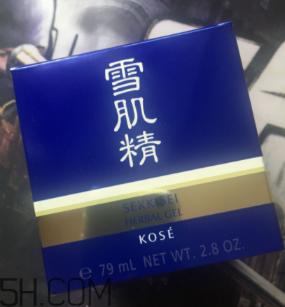 雪肌精菁華凝霜什么成分？有什么功效？