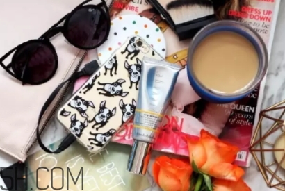 雅頓橘燦防曬怎么打開？伊麗莎白雅頓橘燦防曬需要卸妝嗎