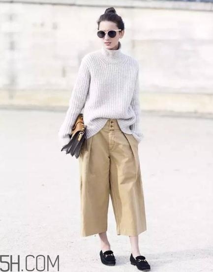 闊腿褲配平底鞋好看嗎？闊腿褲配什么平底鞋？