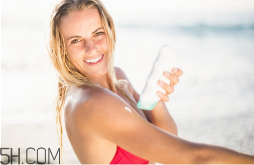 身體擦防曬霜要卸妝嗎？卸妝水過期了還能用嗎？