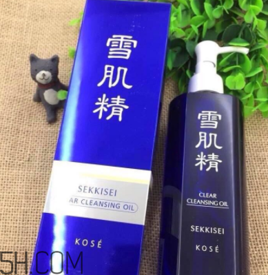 雪肌精卸妝油糊眼睛嗎？雪肌精卸妝油悶痘嗎？