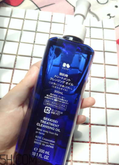 雪肌精卸妝油可以卸眼妝嗎？雪肌精卸妝油乳化快嗎？