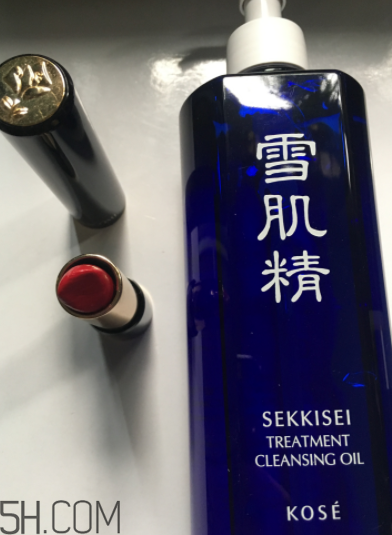 雪肌精卸妝油可以卸眼妝嗎？雪肌精卸妝油乳化快嗎？