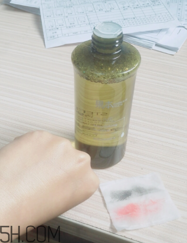 詩婷露雅橄欖卸妝水能卸眼妝嗎？有刺激嗎？