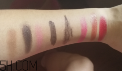 詩婷露雅卸妝水什么成分？敏感肌能用嗎？