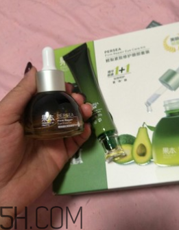 詩婷露雅鱷梨眼部套裝適合什么年紀(jì)？什么膚質(zhì)？