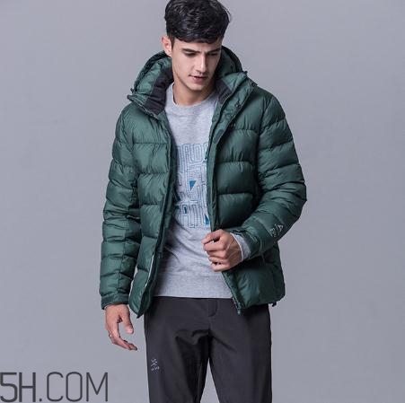 凱樂(lè)石羽絨服多少錢(qián)？凱樂(lè)石羽絨服價(jià)格