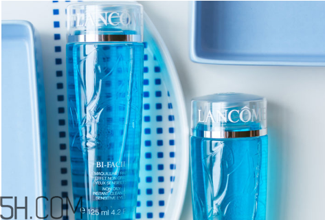 蘭蔻眼唇卸妝液專柜價(jià)格 眼妝怎么卸干凈小竅門 蘭蔻眼唇卸妝液專柜價(jià)格 眼妝怎么卸干凈小竅門