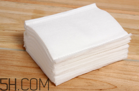 za隔離霜需要卸妝嗎？卸妝水的作用