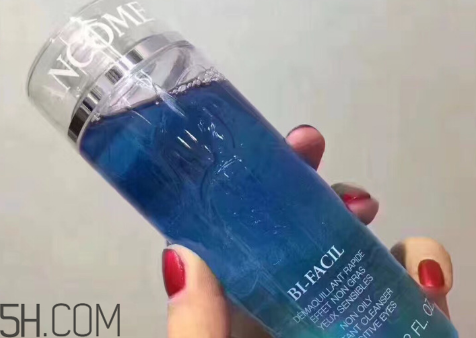 蘭蔻眼唇卸妝液專柜價(jià)格 眼妝怎么卸干凈小竅門 蘭蔻眼唇卸妝液專柜價(jià)格 眼妝怎么卸干凈小竅門