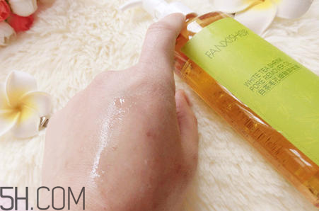 凡茜卸妝油和dhc哪個好用？日本fancl納米卸妝油好用嗎？