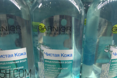 卡尼爾卸妝水粉水還是藍水好？自然堂素顏霜需要卸妝嗎？