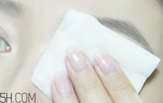 蘭蔻眼唇卸妝液專柜價(jià)格 眼妝怎么卸干凈小竅門 蘭蔻眼唇卸妝液專柜價(jià)格 眼妝怎么卸干凈小竅門