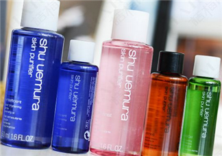 fancl卸妝油和植村秀卸妝油哪個(gè)好用？卸妝油可以卸指甲油嗎？