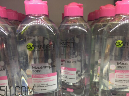 卡尼爾卸妝水粉水還是藍水好？自然堂素顏霜需要卸妝嗎？