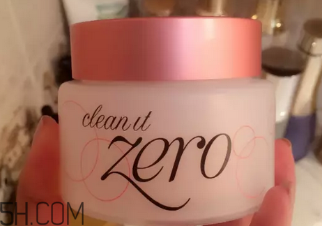 愛茉莉唇釉怎么卸妝？怎么做能使卸妝膏乳化？