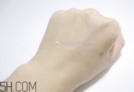 哪種防曬噴霧不用卸妝？雪肌精卸妝油使用評(píng)價(jià)