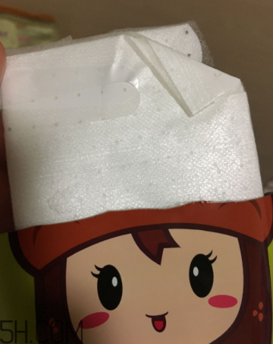 詩婷露雅奇異果面膜薄不??？是蠶絲面膜嗎？