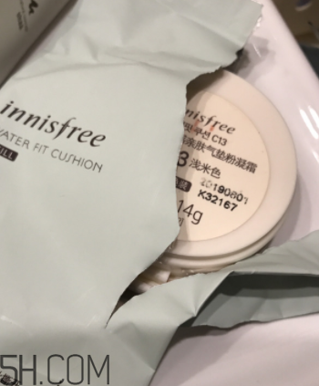 悅詩風(fēng)吟氣墊粉凝霜適合膚質(zhì)？悅詩風(fēng)吟氣墊粉凝霜使用心得