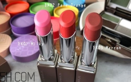 lunasol日月晶采2018春季馬卡龍彩妝多少錢？有什么？