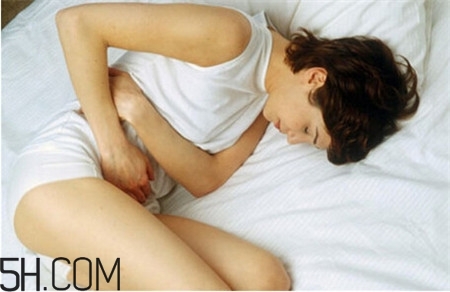 月經(jīng)初潮一般多少天結(jié)束？月經(jīng)初潮時間長正常嗎？