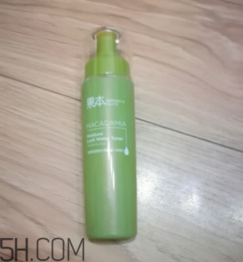 詩婷露雅堅(jiān)果爽膚水什么功效？有幾種類型？