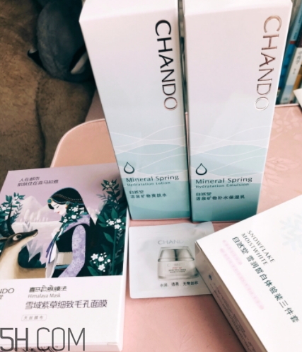 自然堂和百雀羚哪個好？自然堂和百雀羚哪個檔次高