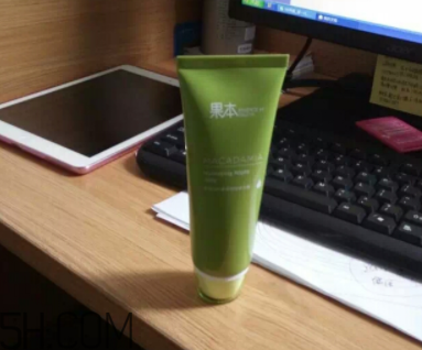 詩婷露雅堅果晚安凍膜能天天用嗎？油不油？