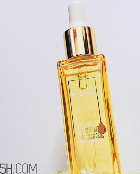 詩婷露雅至瑧精華油什么功效？適合油皮嗎？