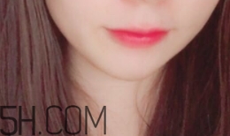 mac和ysl口紅哪個好？mac口紅和圣羅蘭口紅對比