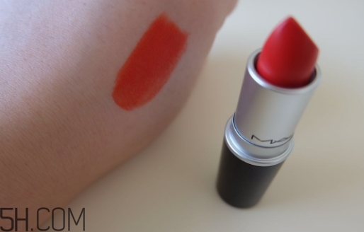 mac和tf口紅哪個(gè)好？mac魅可和tomford口紅對比