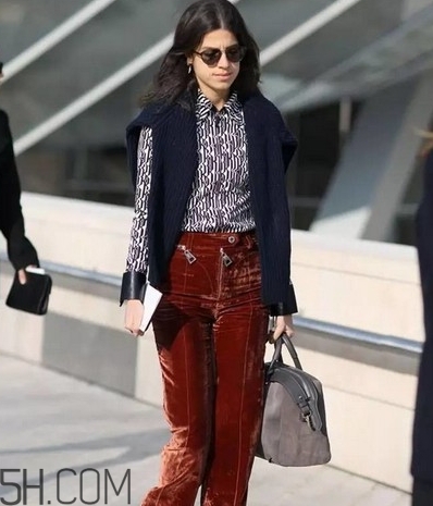 天鵝絨和水晶絨哪個好？天鵝絨和水晶絨區(qū)別