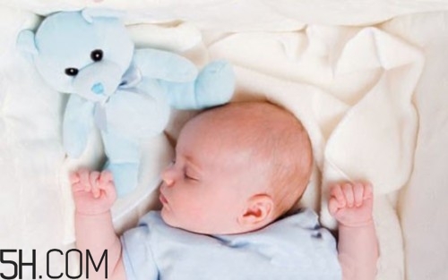 寶寶囟門異常主要有哪些表現(xiàn)？寶寶囟門小怎么辦？